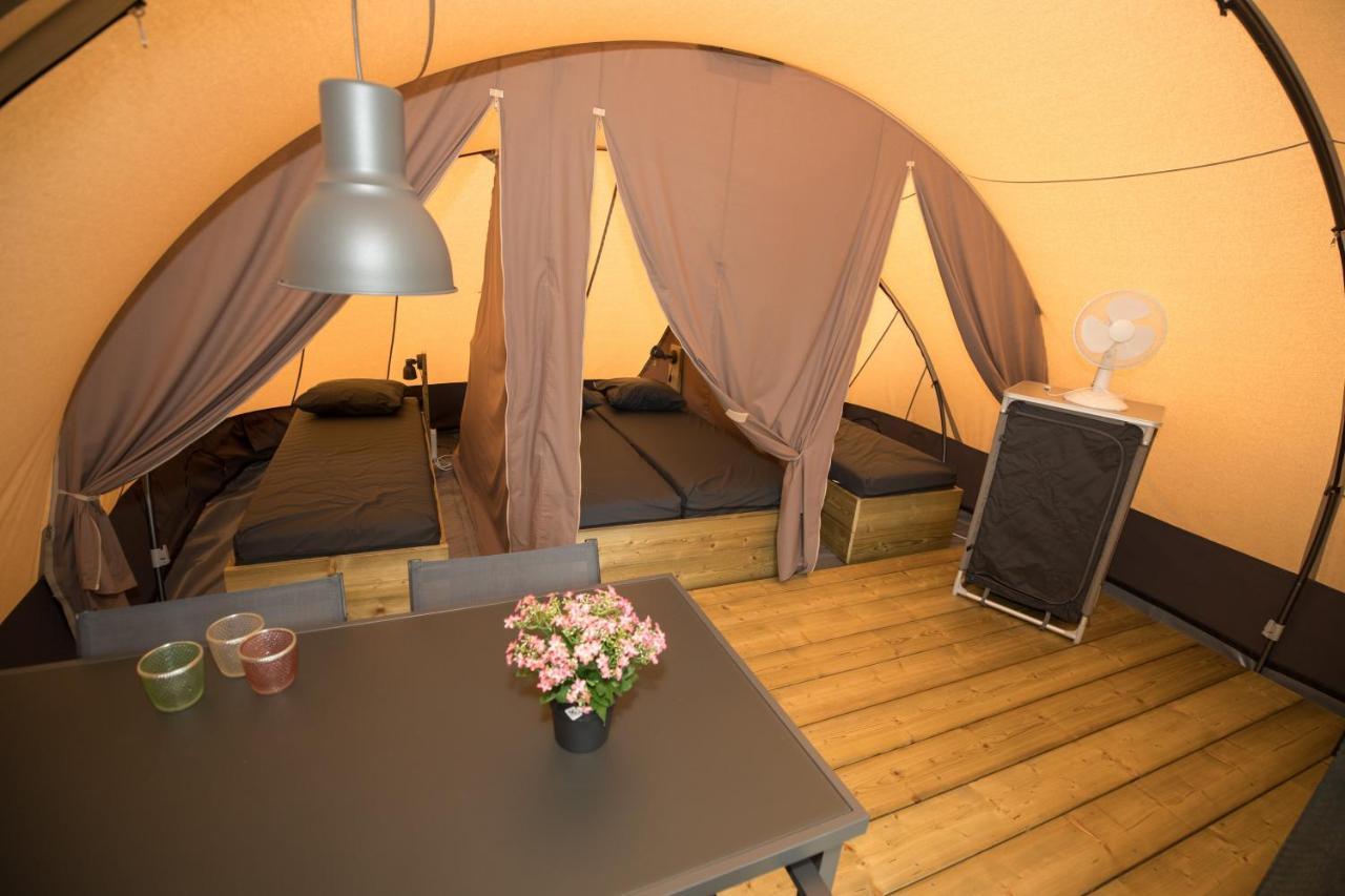 Camping Recreatiepark Aalsmeer Esterno foto