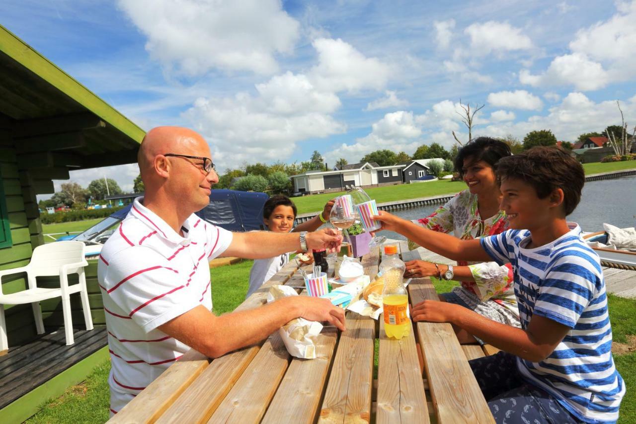 Camping Recreatiepark Aalsmeer Esterno foto